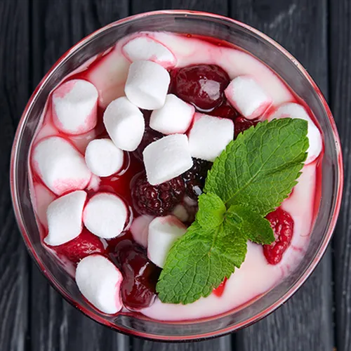 Himbeer-Marshmallow-Dessert